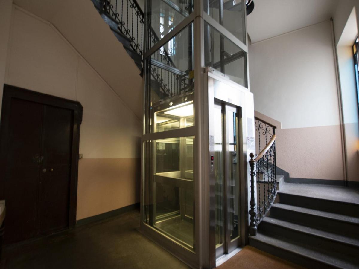 The Rent - Cozy Two-bedroom In Porta Romana District Apartment Mailand