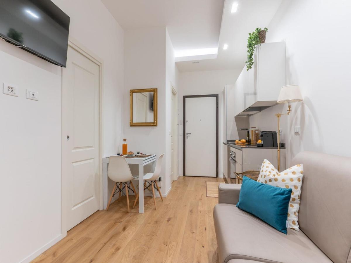 The Rent - Gorgeous One-bedroom In Ticinese Appartamento Milano
