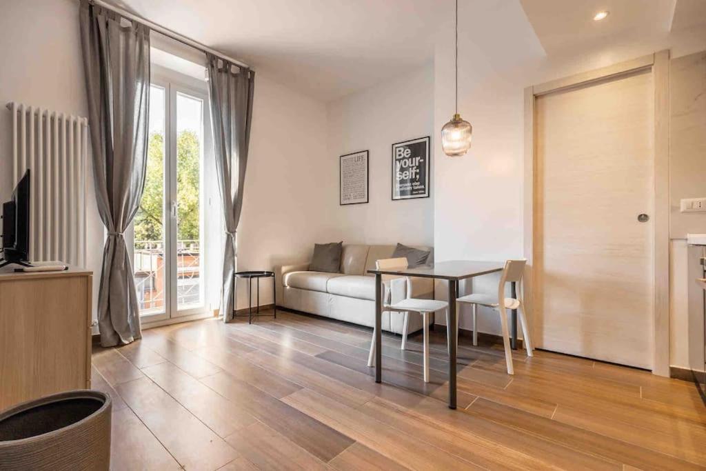 Bellaria House M5 San Siro Wi-fi Super Veloce Apartment *