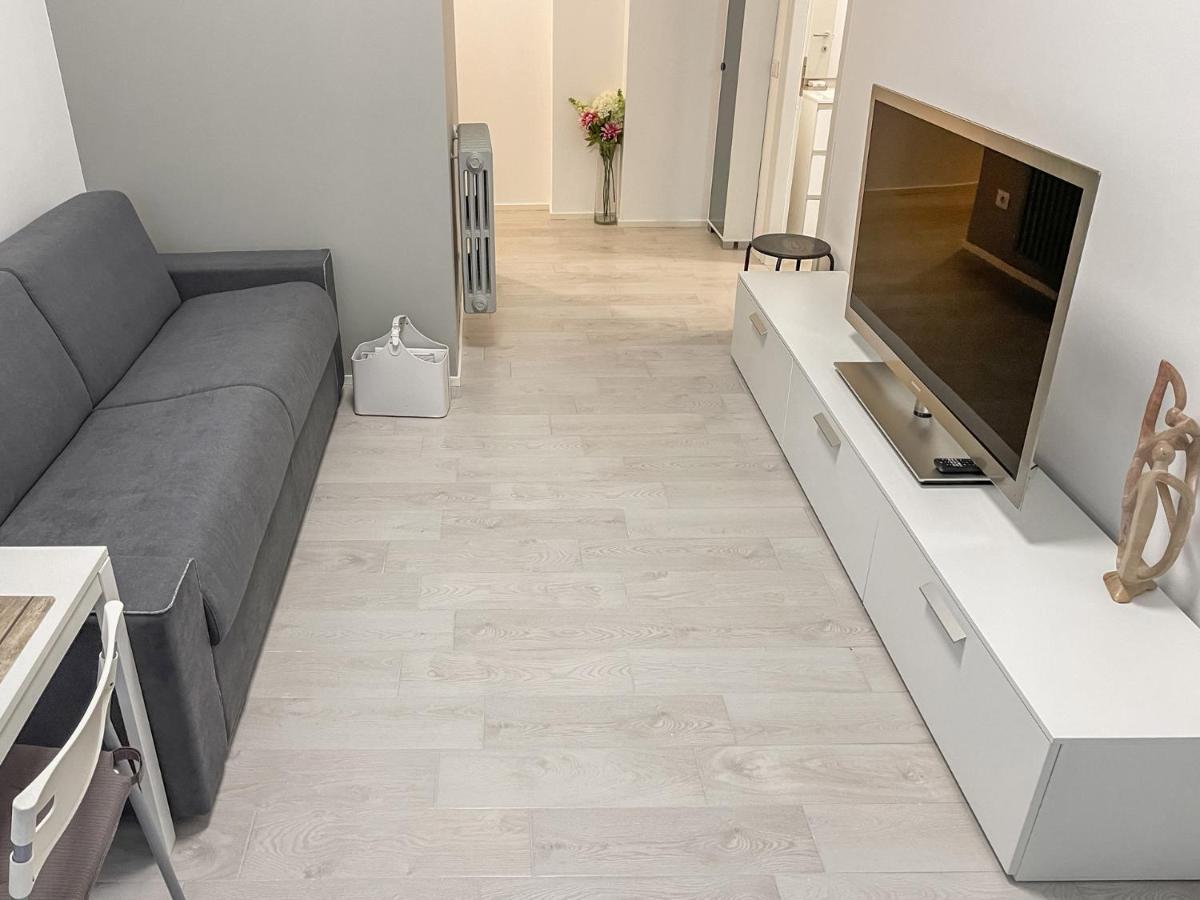 Capital Moscova - White Milano