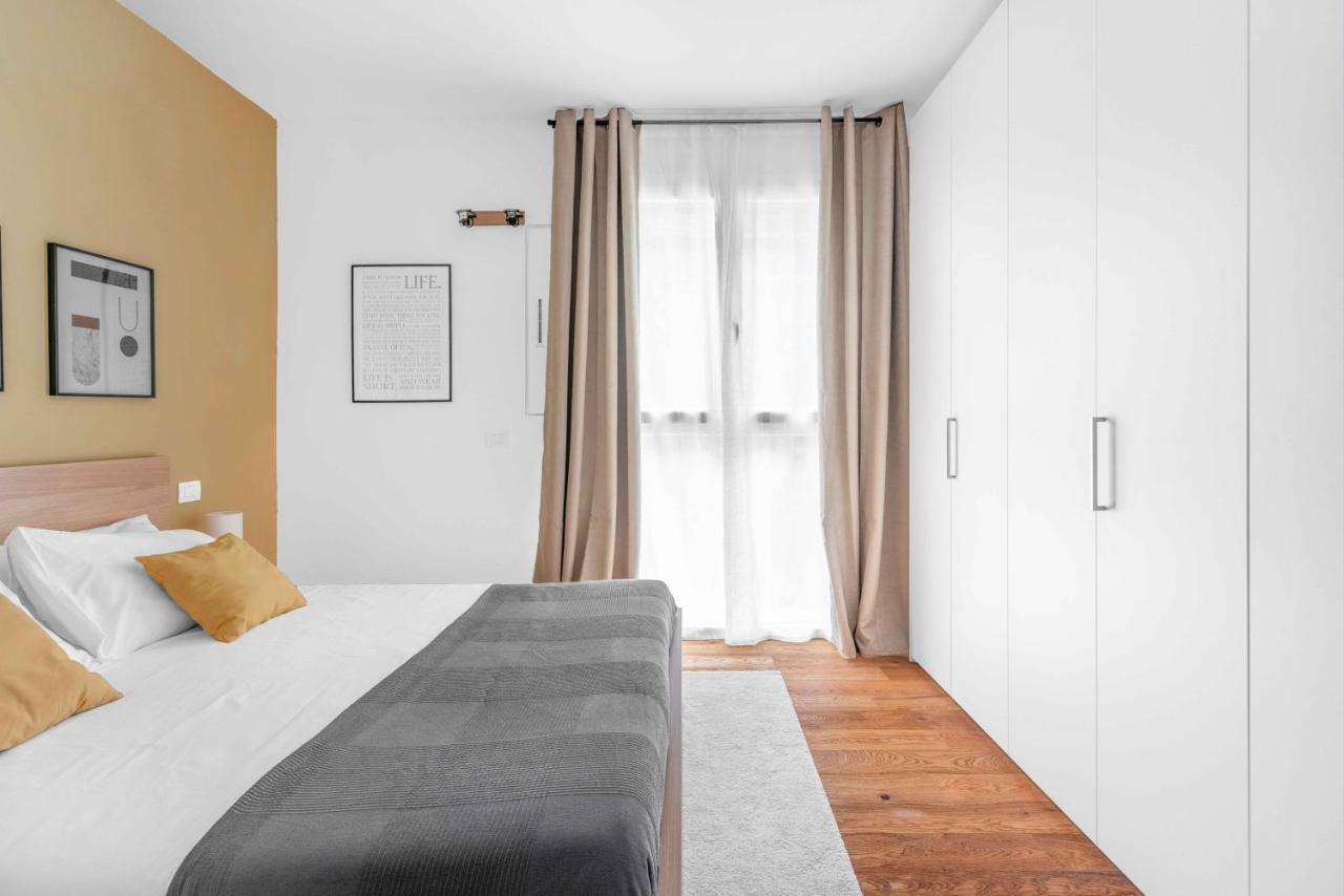 Modern With Terrace & Garage By Ndp Rent * Milan
