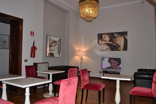 Hotel Apollo 2*