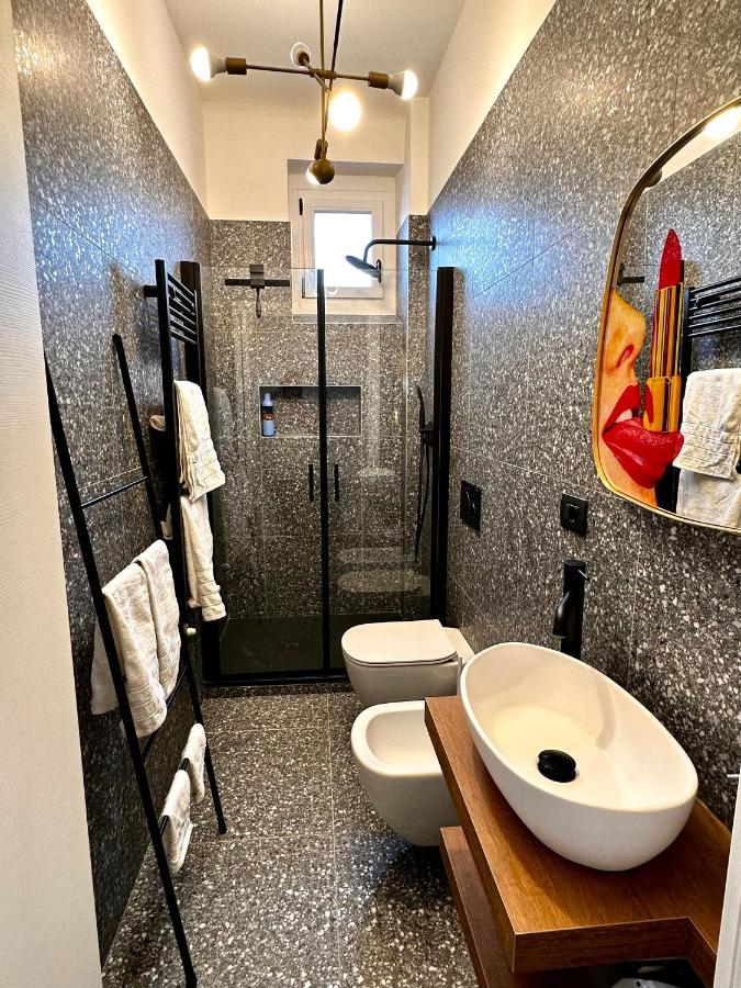 Splendido In Design Con Terrazzo Milano