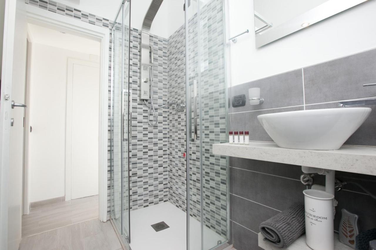 Amazing And New Penthouse In Center Appartement Milaan