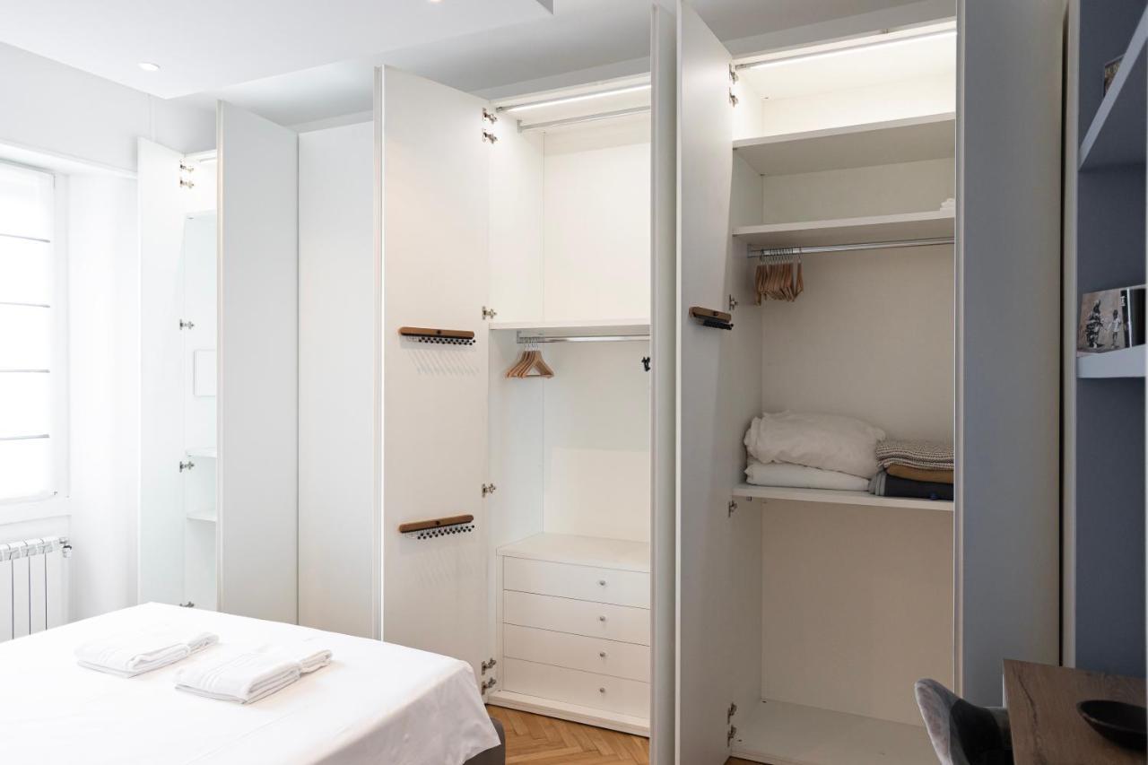 Elegante Bilocale In De Angeli - Piazzale Siena Appartement