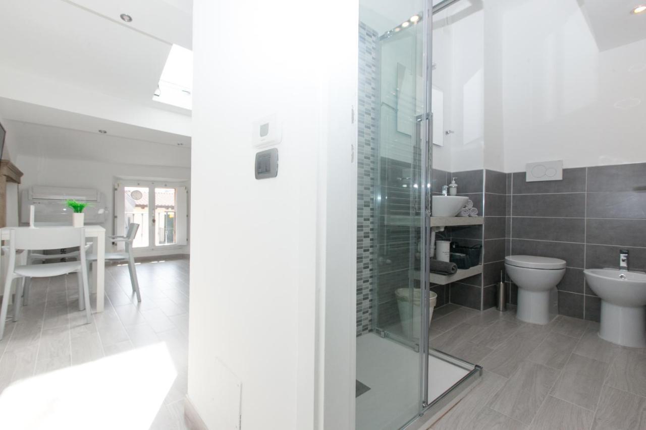 Amazing And New Penthouse In Center * Milaan