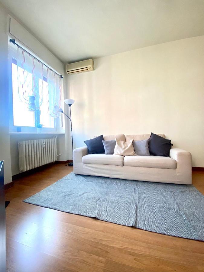 Modern Flat Centrale-bicocca-niguarda Lejlighed