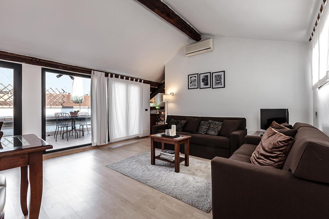 Milanrentals - Palazzi Apartment Mailand