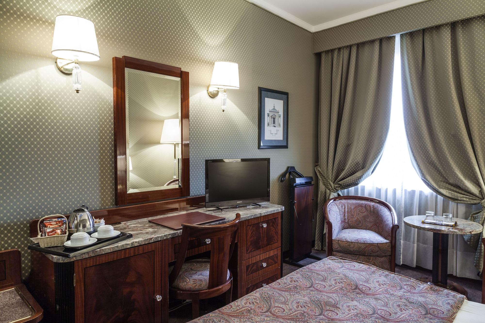 Doria Grand 4* Milan