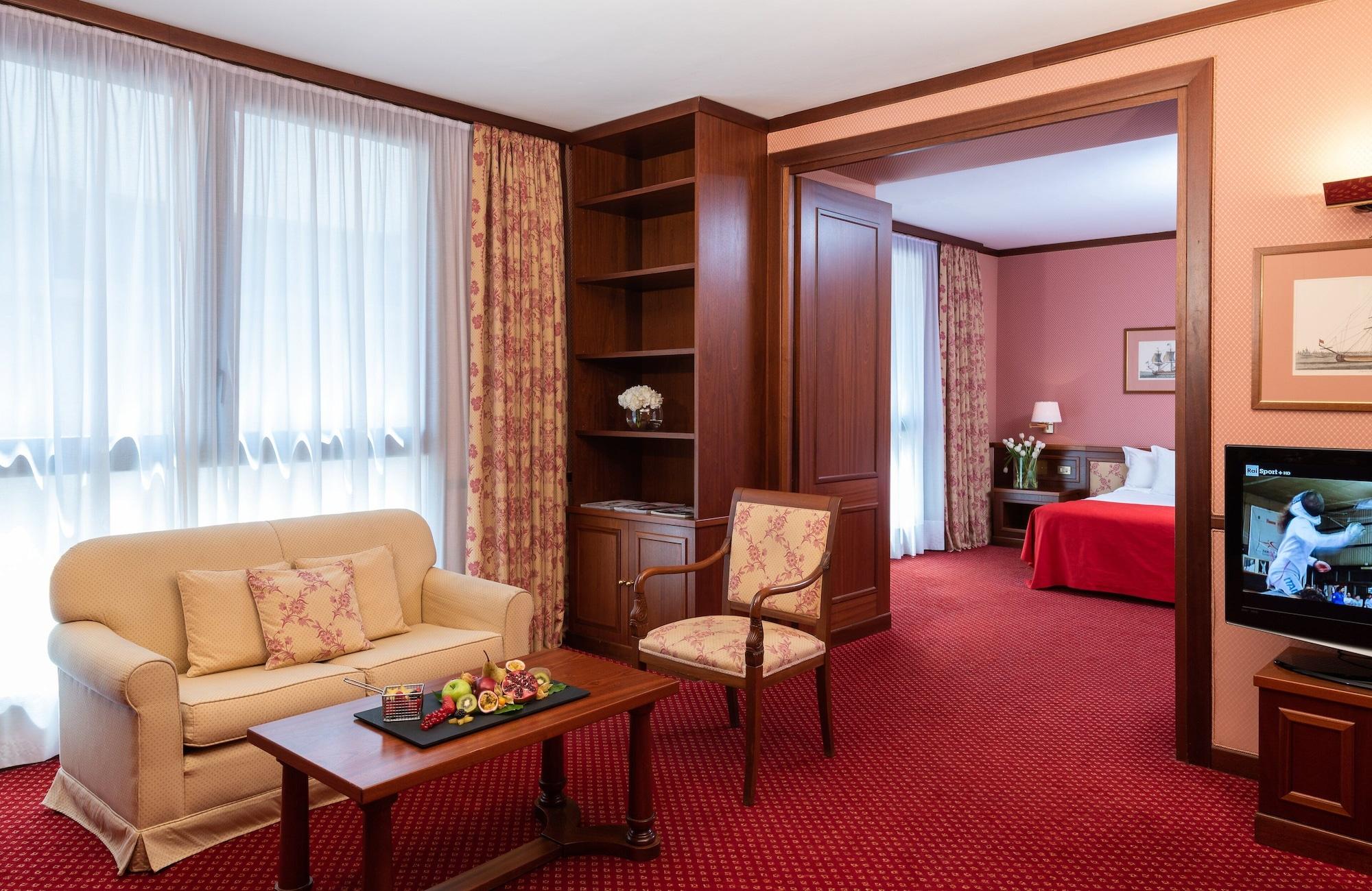 Hotel Leonardo City Center 4*