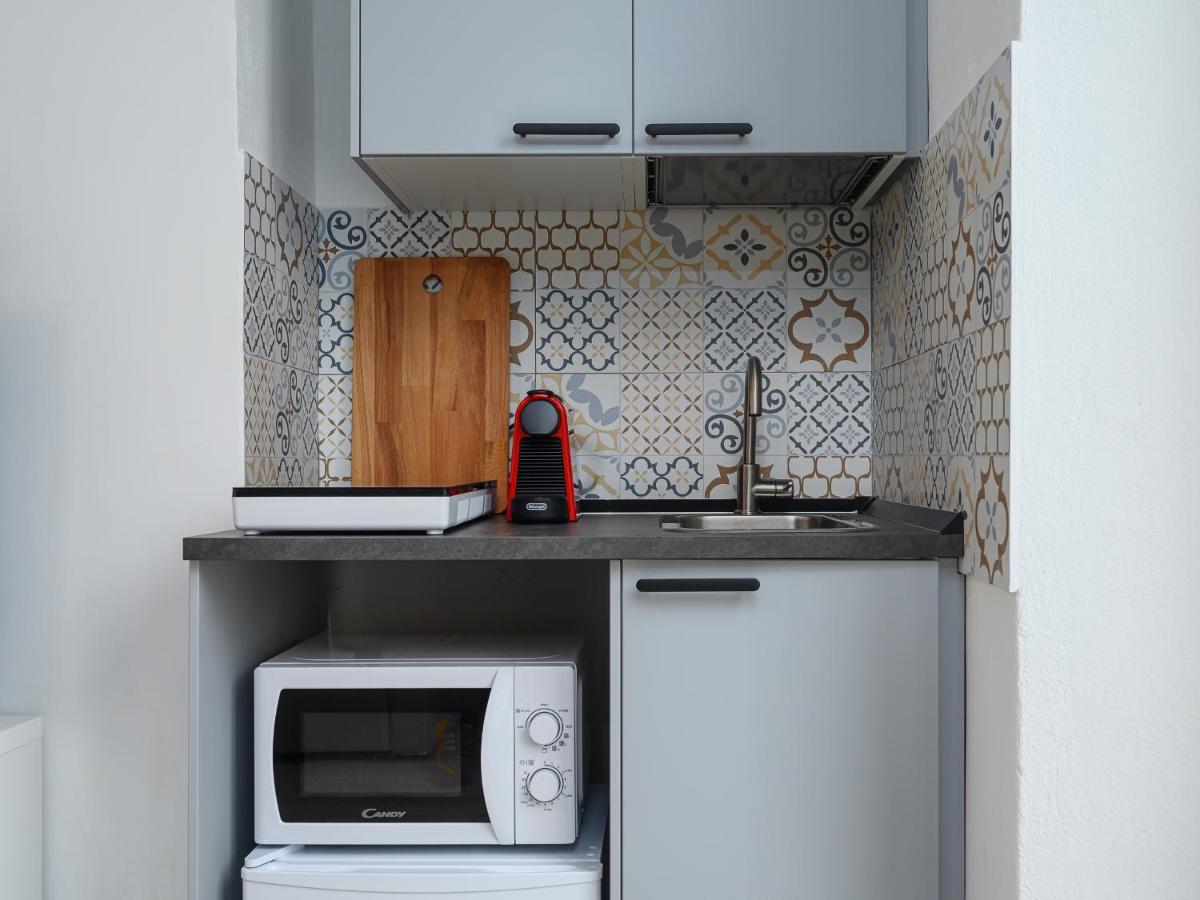 Insubria 8-3sx - Monolocale Cool Appartamento