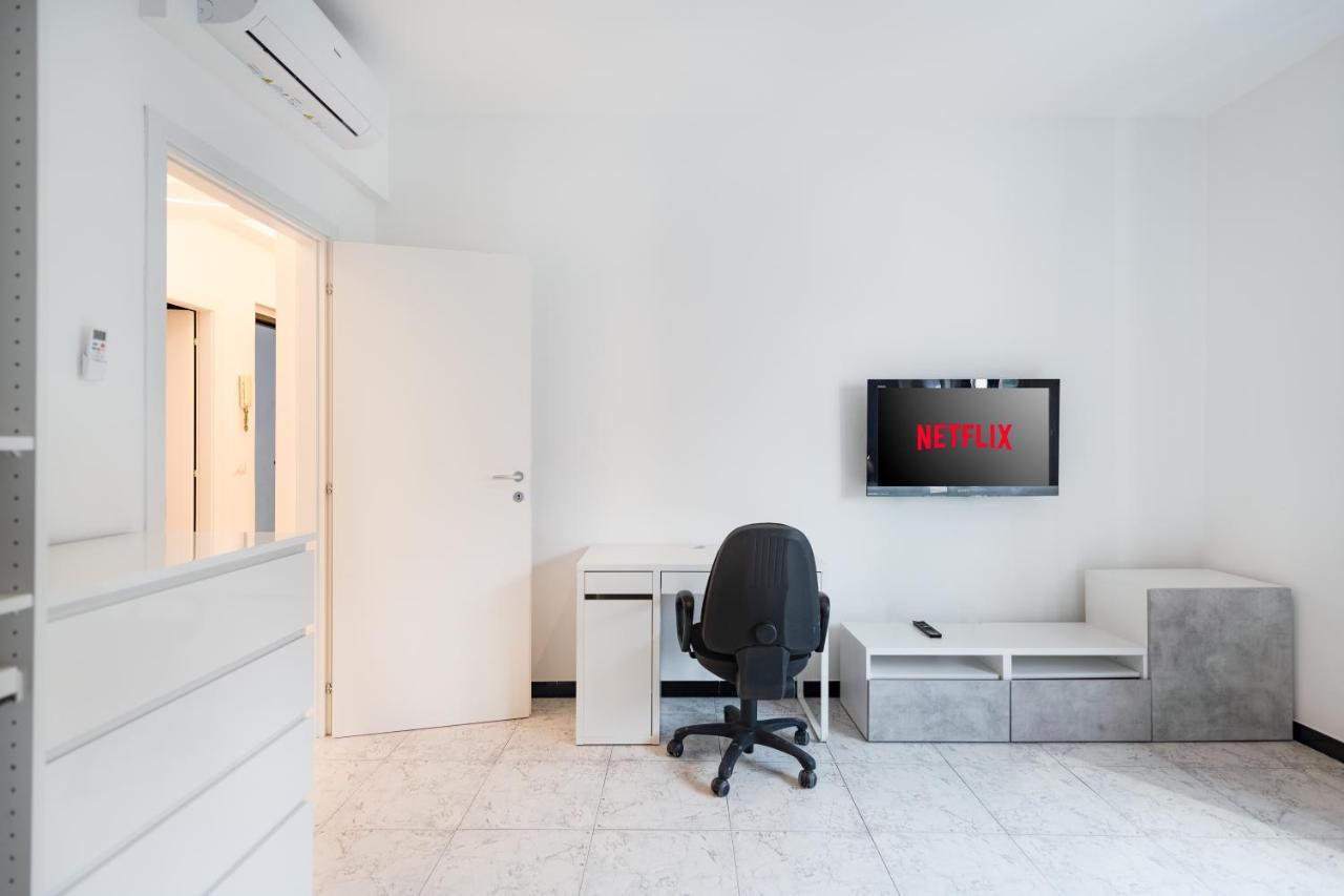 Smart Near Metro Apartment *