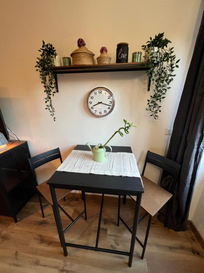 Lejlighed Stylish 3 Km Away From Duomo - Netflix, Wi-fi, All Comforts Included Milano
