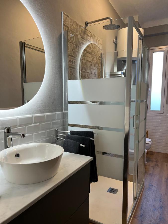 Stylish 3 Km Away From Duomo - Netflix, Wi-fi, All Comforts Included Milano