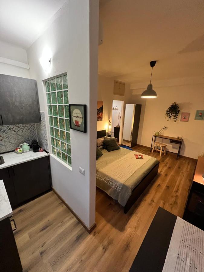 Stylish 3 Km Away From Duomo - Netflix, Wi-fi, All Comforts Included Lejlighed *
