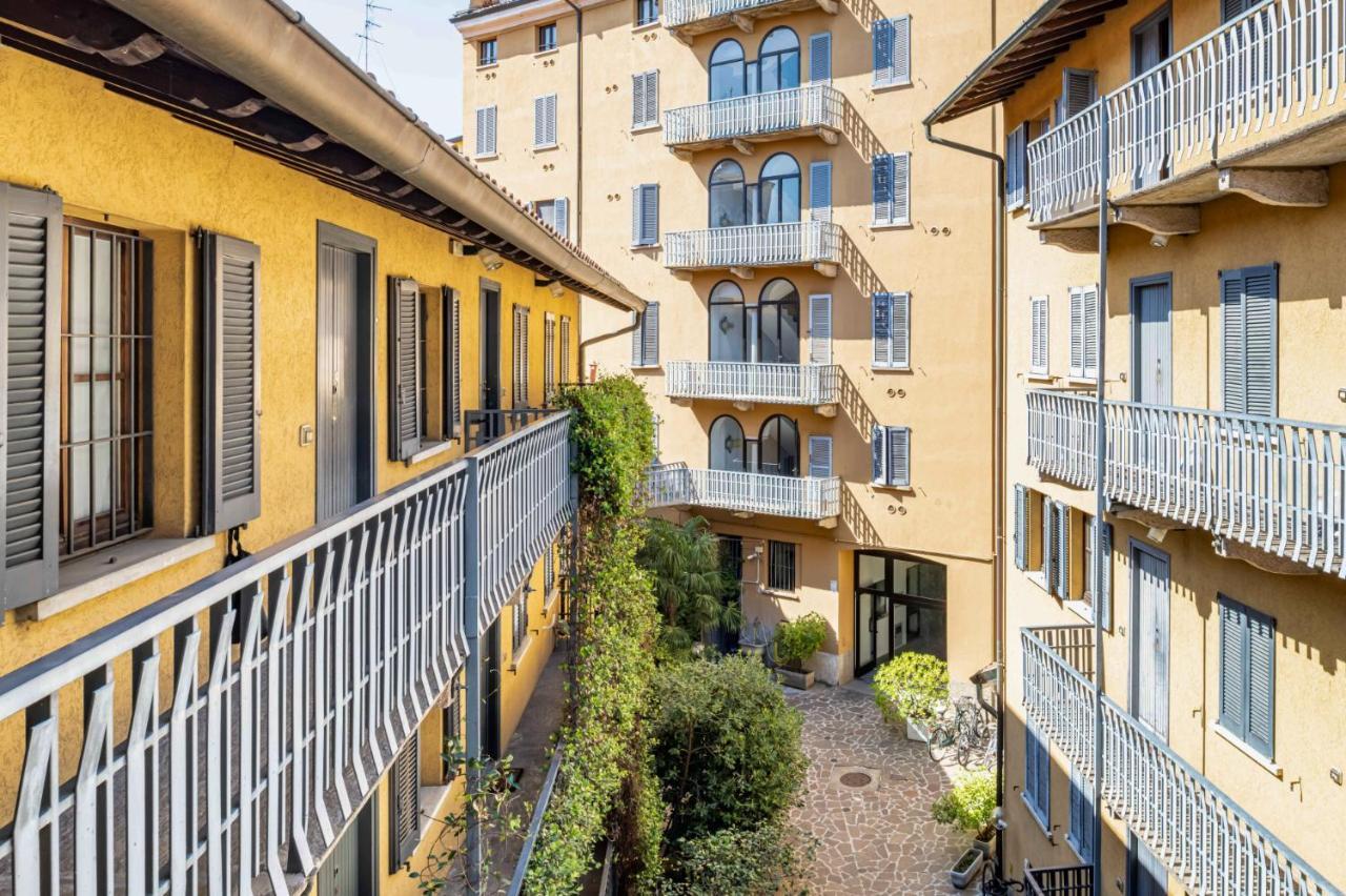 Easylife - Romantico Sulla Darsena Apartment