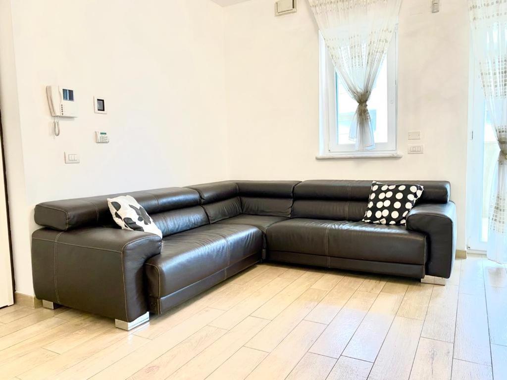 Appartement Mpm - Belinzaghi 5 6 Pax Milaan