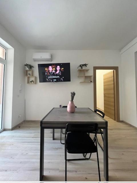 Apt. N. 2 Milan