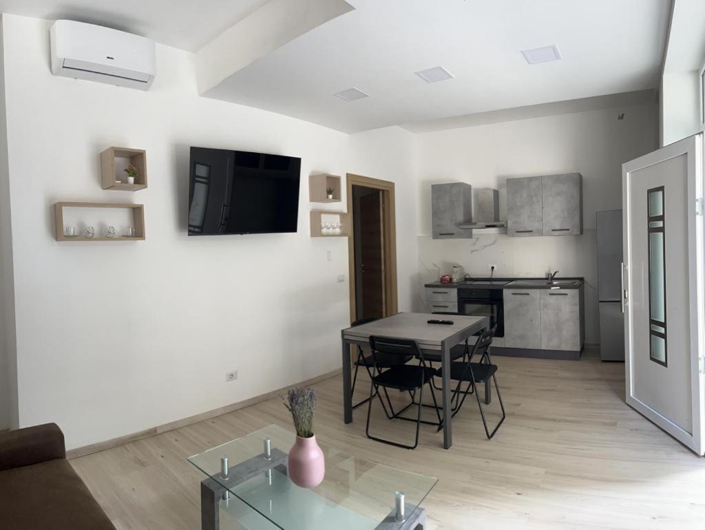 Apt. N. 1 Leilighet