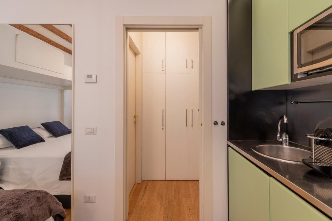 Royal Centro Garibaldi Apartment *
