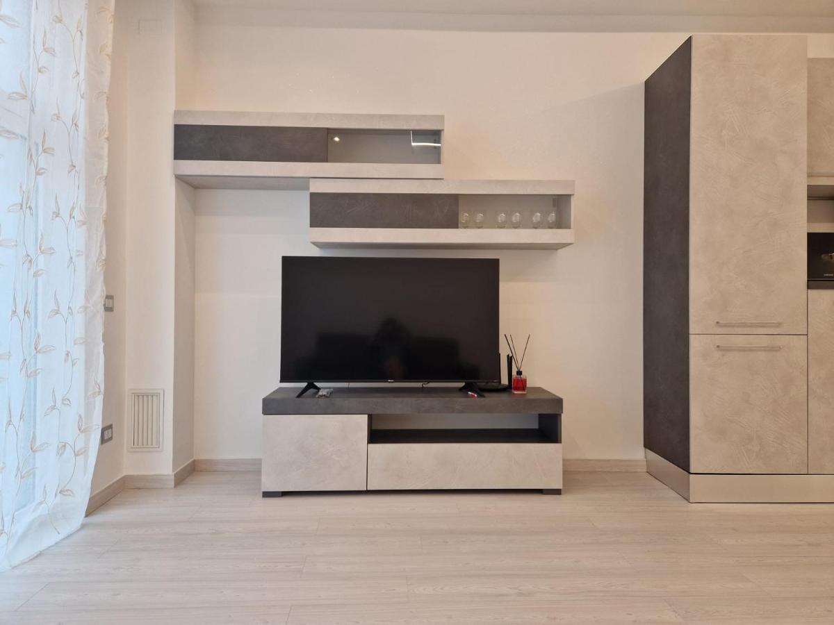 Apartment N&ghomesweethome Gogh Elegante E Confortevole Mailand