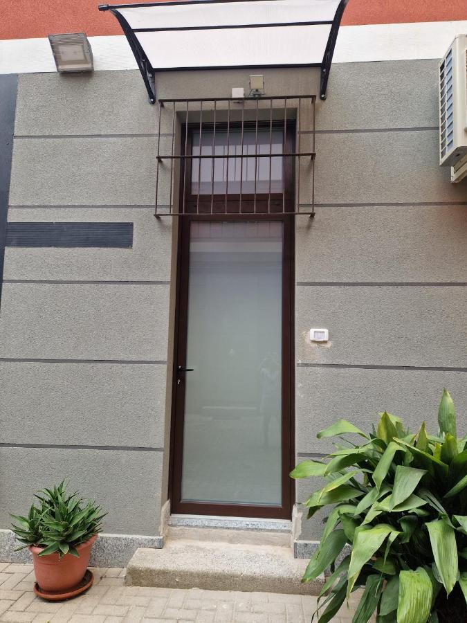 N&ghomesweethome Gogh Elegante E Confortevole Mailand