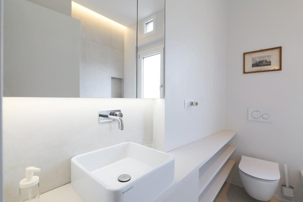 Apartment Contempora - Trilocale Fontana 22 Milan