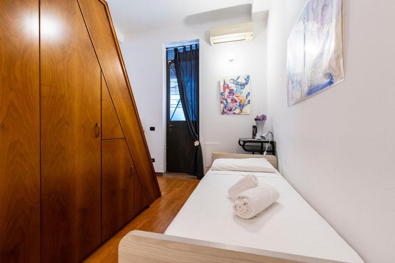 Apartment Extensive Terrace Navigli Toy Artistic