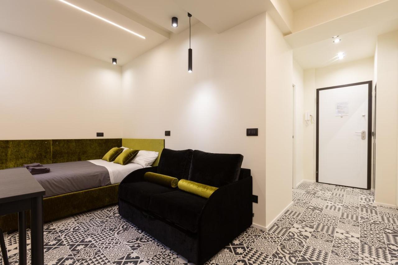 Pay60 -crescenzago- Luxury Yellow House * Mailand