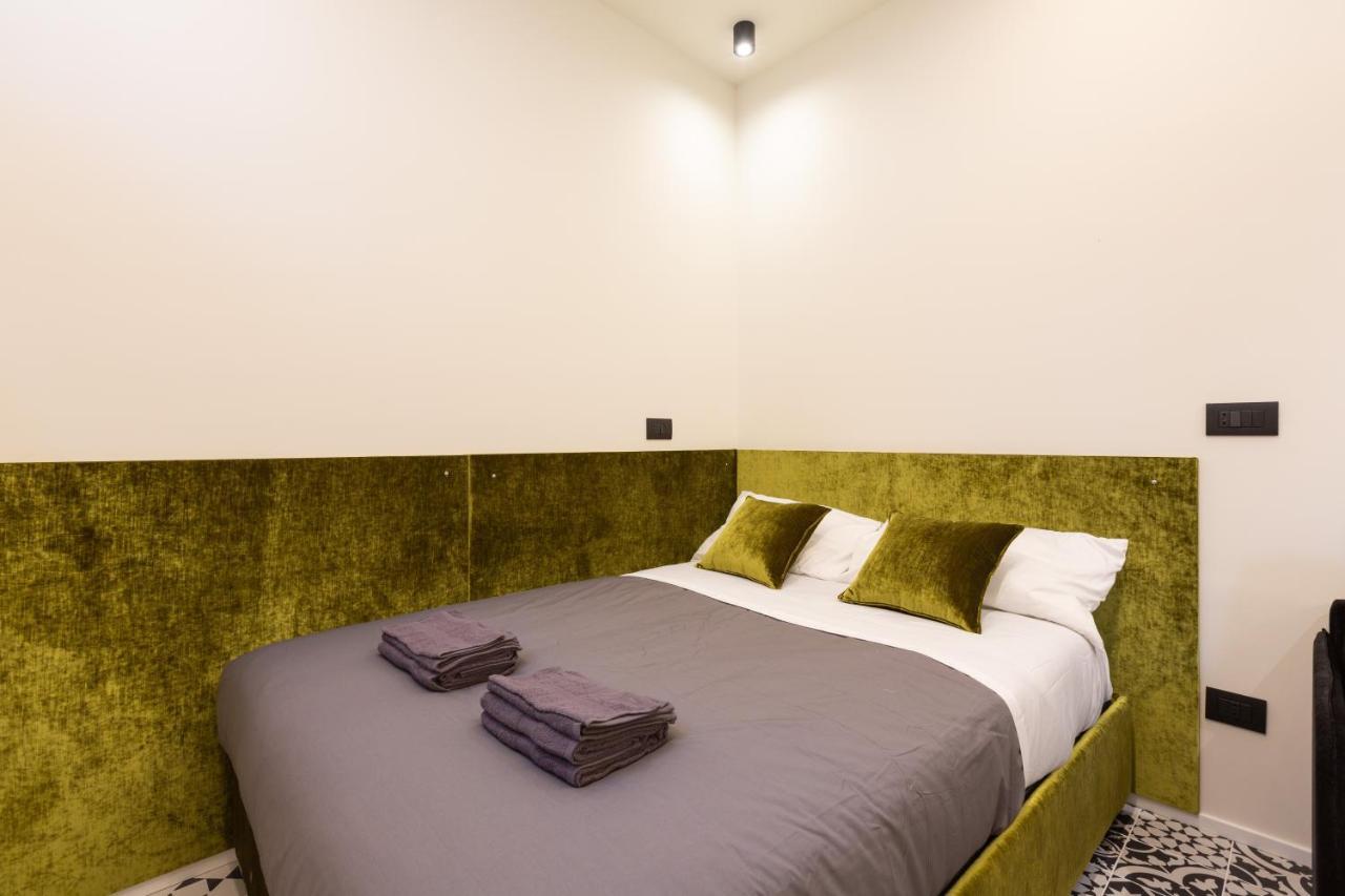 Pay60 -crescenzago- Luxury Yellow House * Mailand