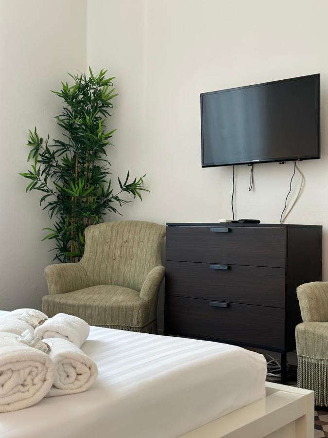 Xenia - Bright And Elegant Apartment