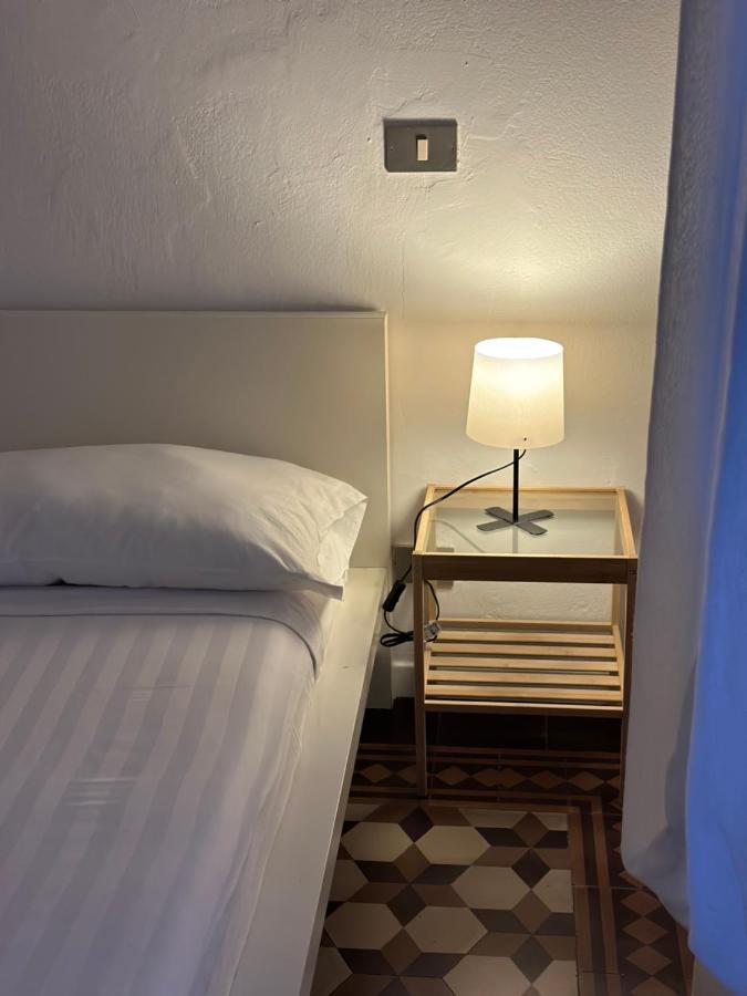 Xenia - Bright And Elegant Apartment Milan