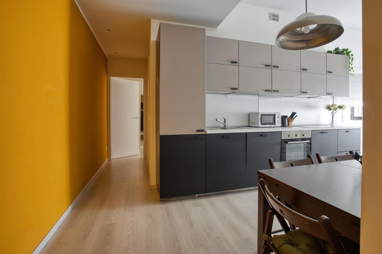 Joivy Vibrant 2bed With Balcony Milan