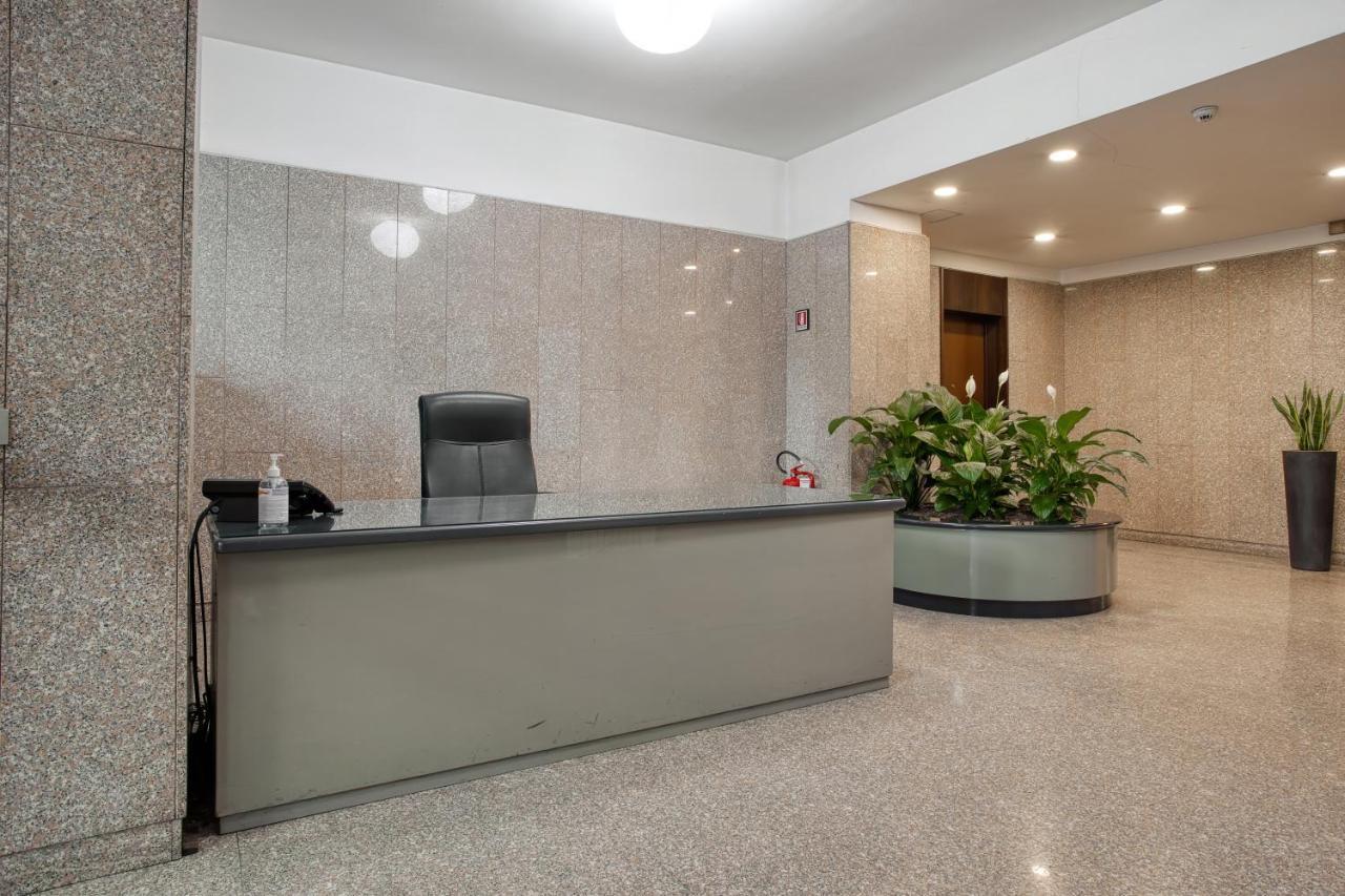 Apartment Joivy Vibrant 2bed With Balcony