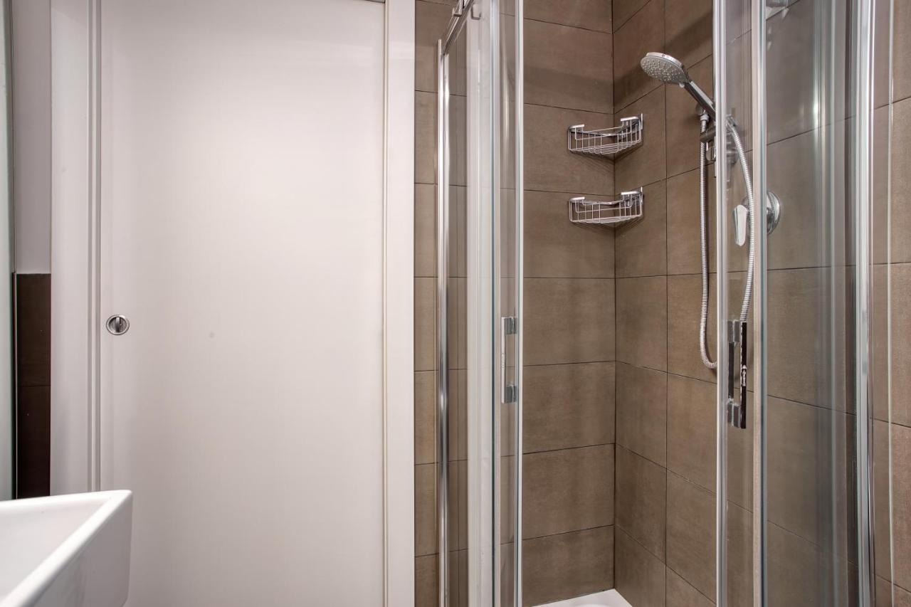 Joivy Vibrant 2bed With Balcony
