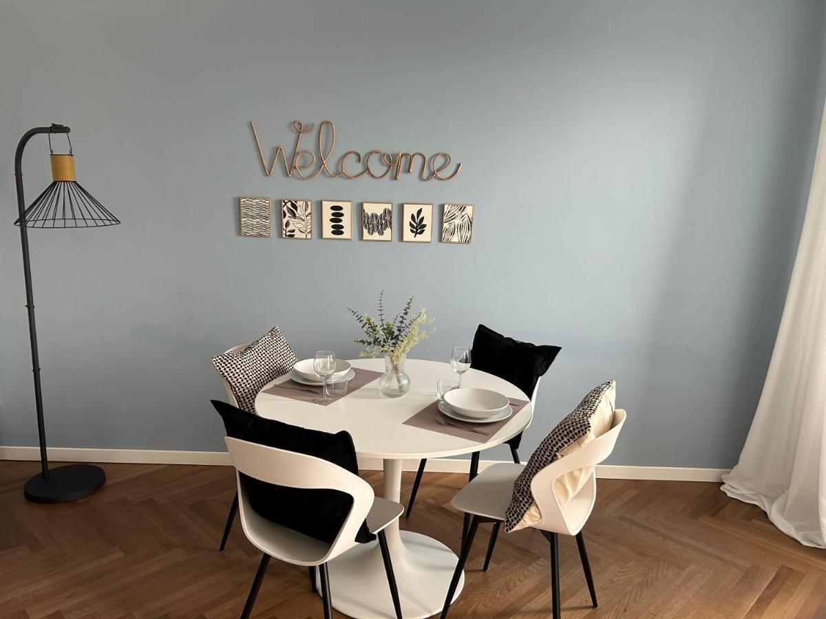 Your Window On The City - Via Gioia Apartment *
