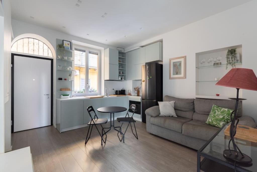 Cozy Apartment: Fioravanti12 Milano