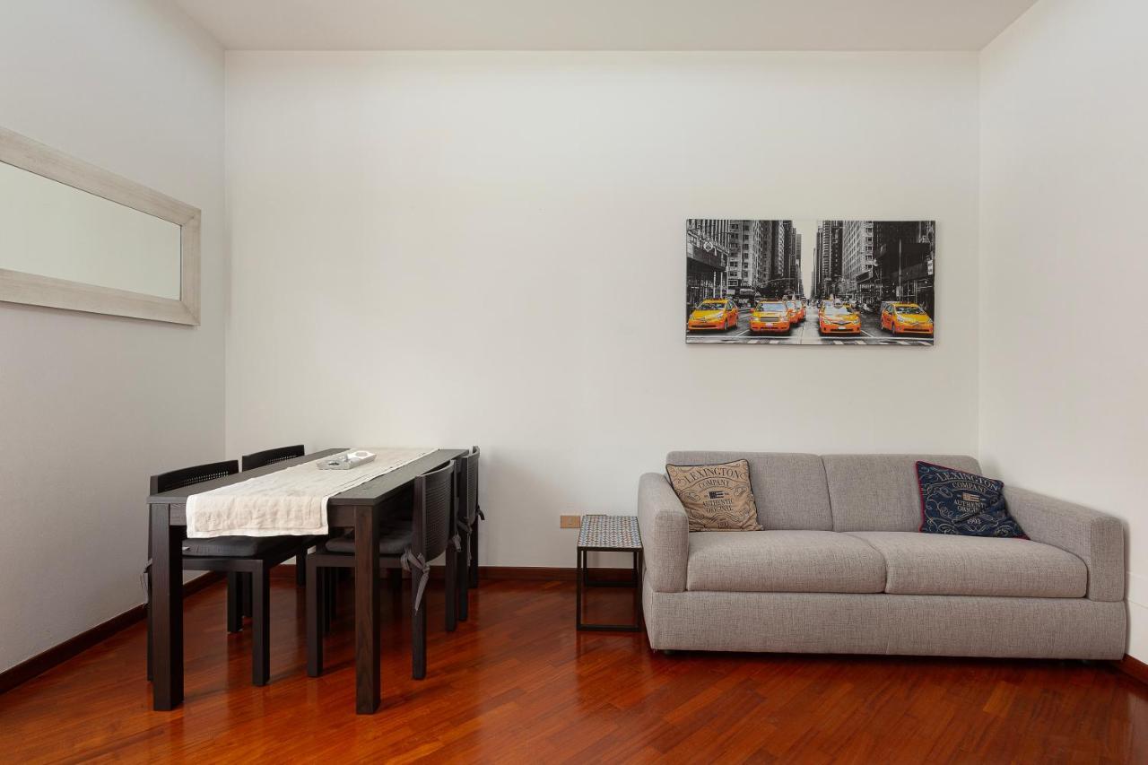 Flat In Citylife Near Metro! Appartement *