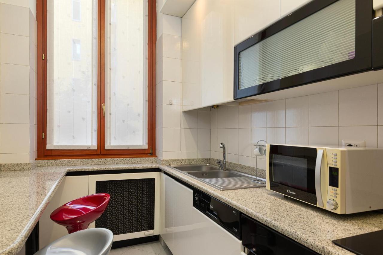Flat In Citylife Near Metro! Milaan
