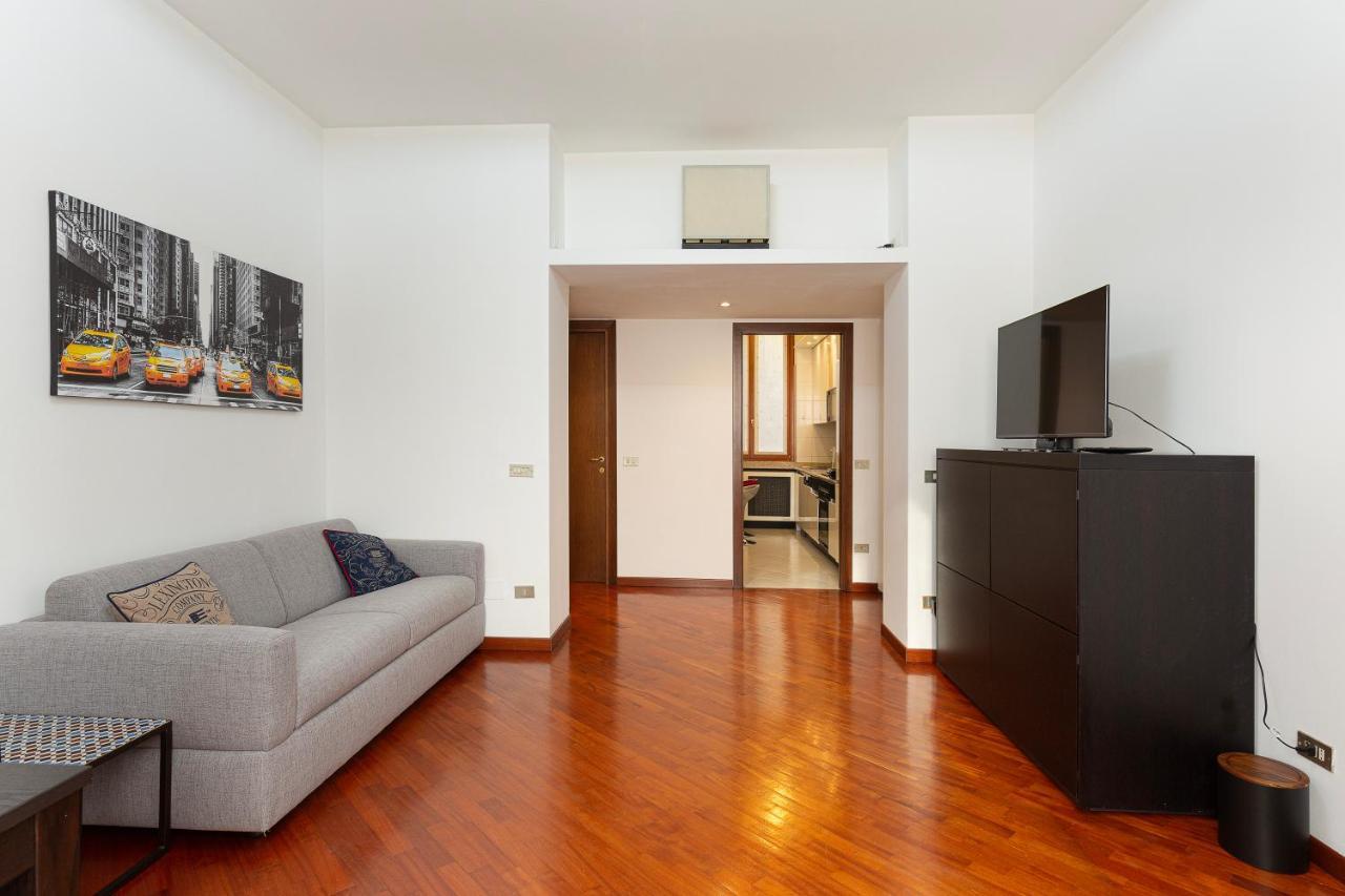 Flat In Citylife Near Metro! Appartement Milaan