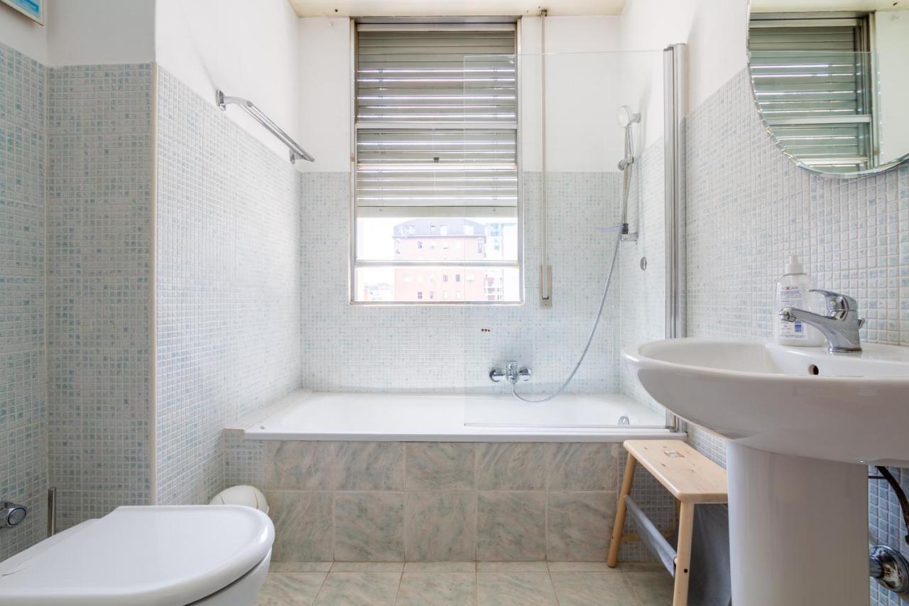 Palazzo Lombardia - Station - Bighome Apartment *