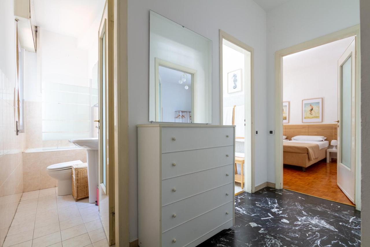 Palazzo Lombardia - Station - Bighome Apartment