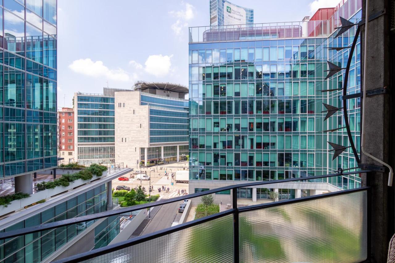 Palazzo Lombardia - Station - Bighome