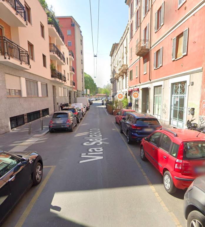 Regina In Bocconi Leilighet Milano