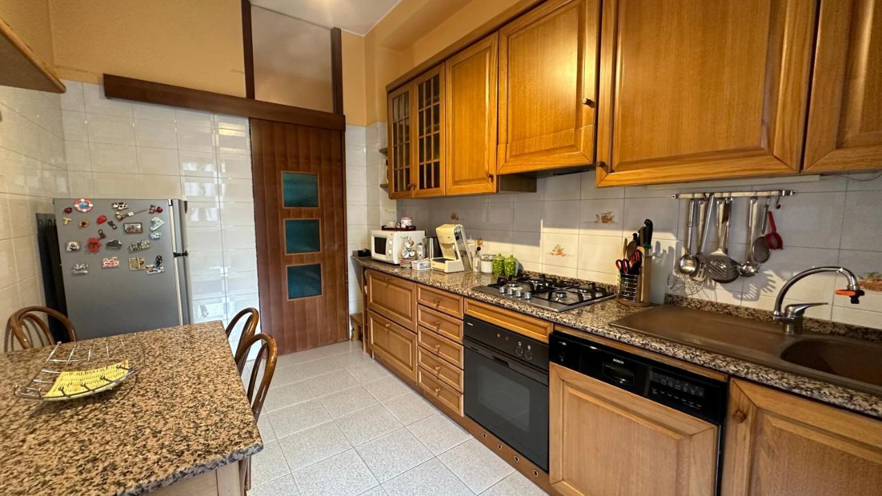 Dehomes - Two Bedrooms, Terrace, Wi-fi, Tram To Centre & Rho Fiera * Milan