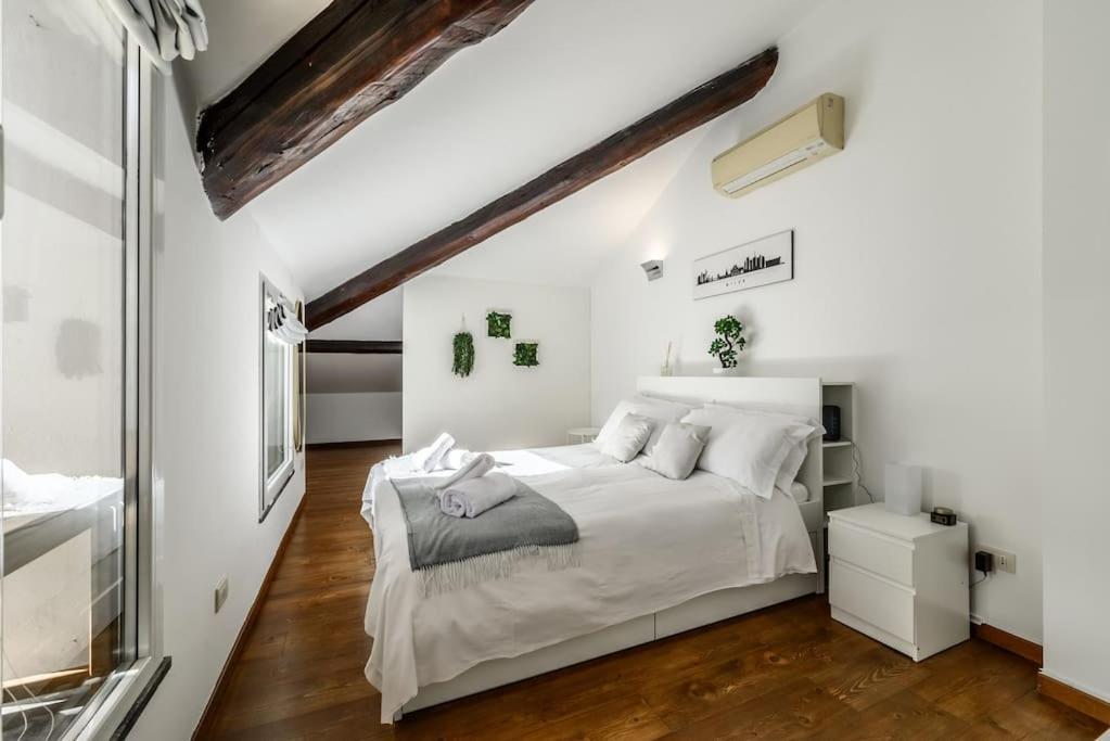 Buenos Aires' Nest - 10 Minutes From Duomo With Terrace * Milan