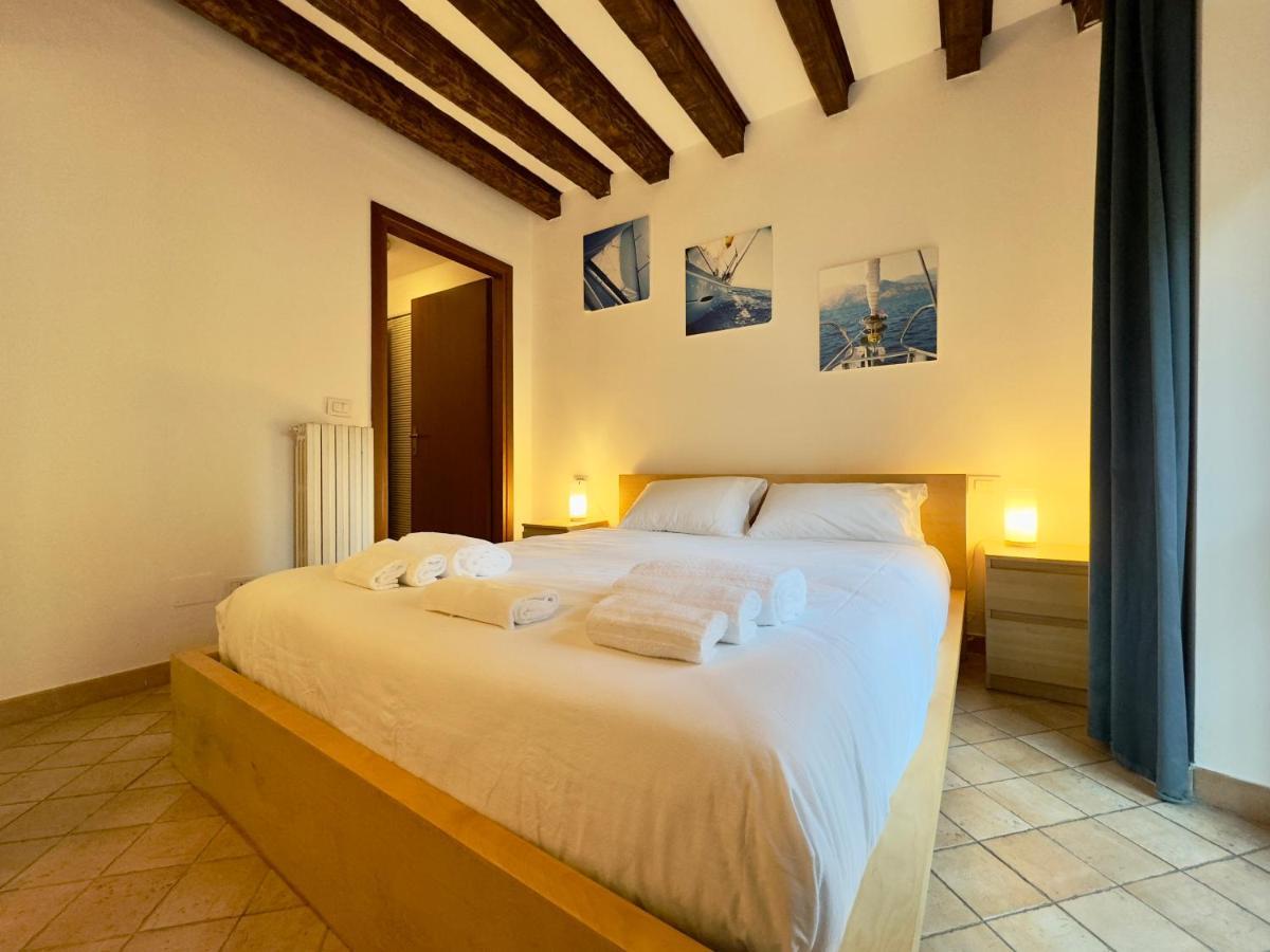 Sensational Navigli Apartment