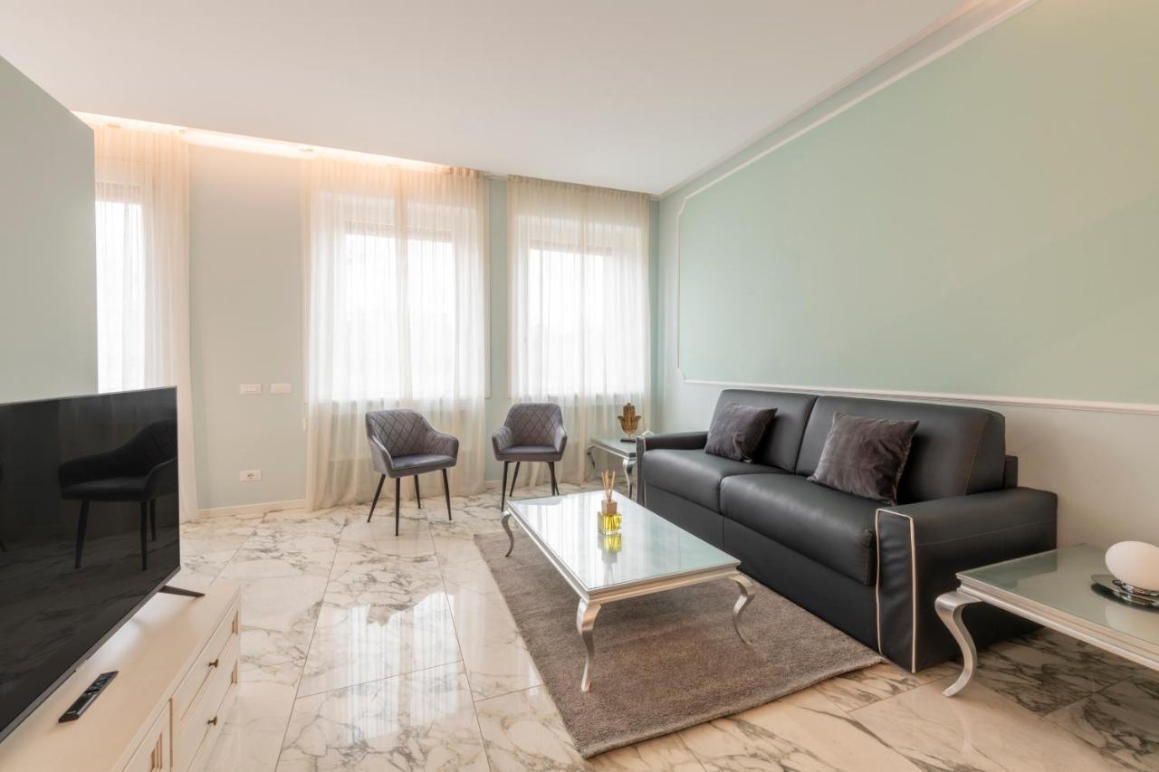 Royal Luxury Brera Apartment Milan