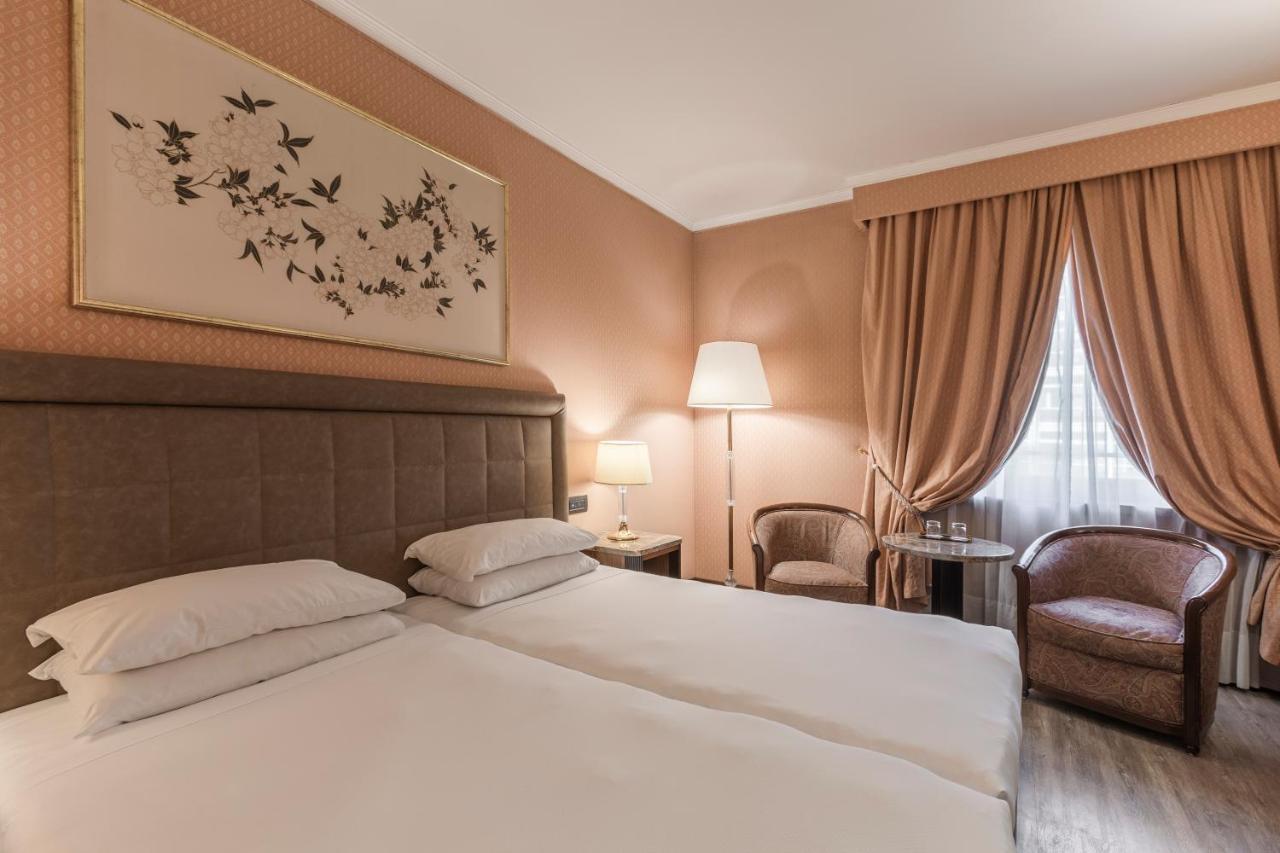 Hotel Doria Grand Milan