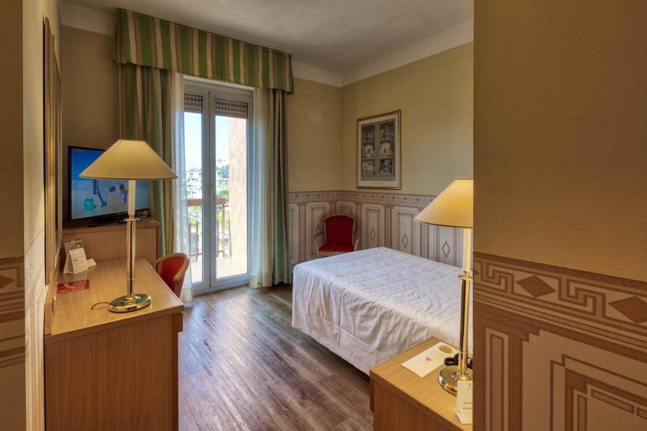 Nasco 4* Mailand
